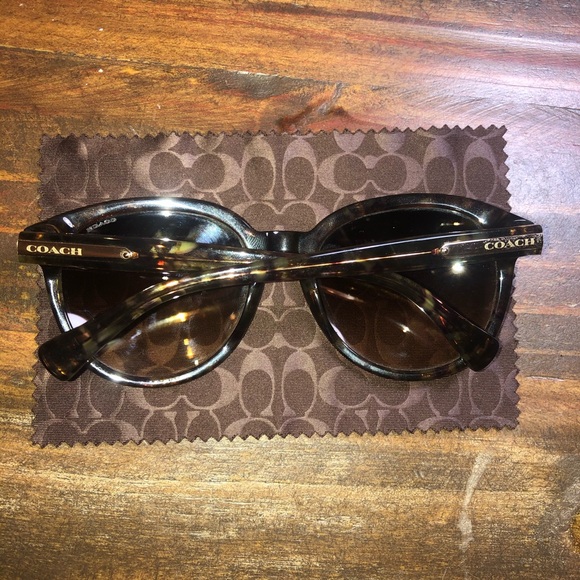 Coach Tortoise Shell Sunglasses - Picture 4 of 4